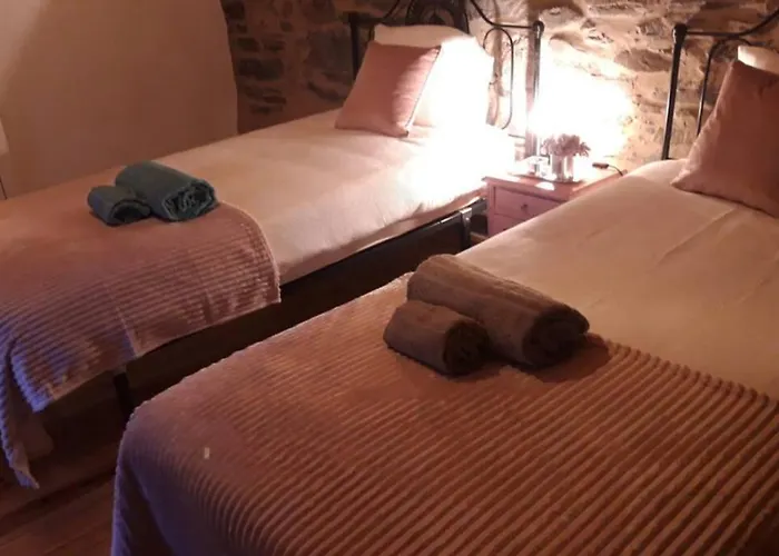 Casa Do Linho 400 Year Old Country Cottage